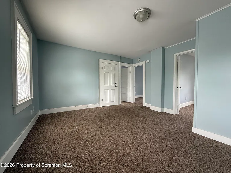627 Sherwood Ave — Photo 10