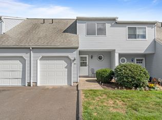 565 Clark Ave APT 38, Bristol, CT 06010