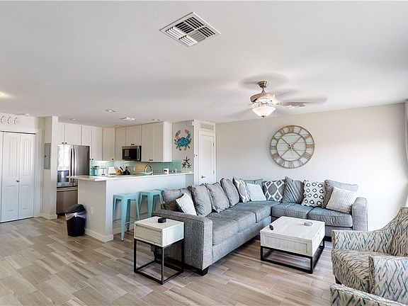 5th image of 4901 State Highway 361 APT 201