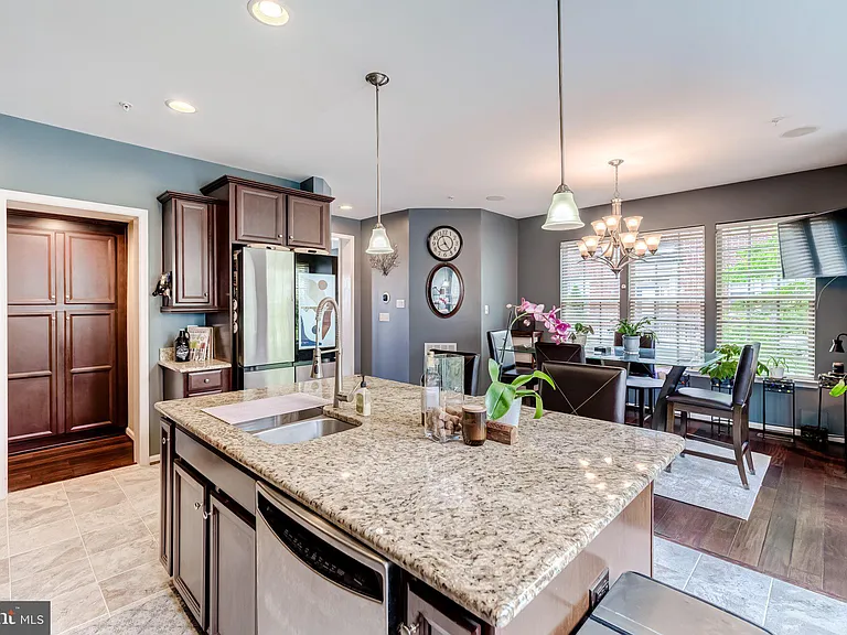 510 Overlook Park Dr #32 — Photo 30