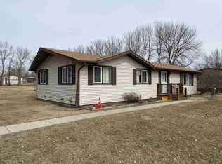 911 62nd Ave NE, Minot, ND 58703