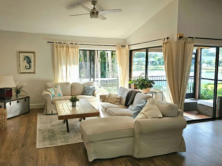 12299 McGregor Woods Cir — Photo 3