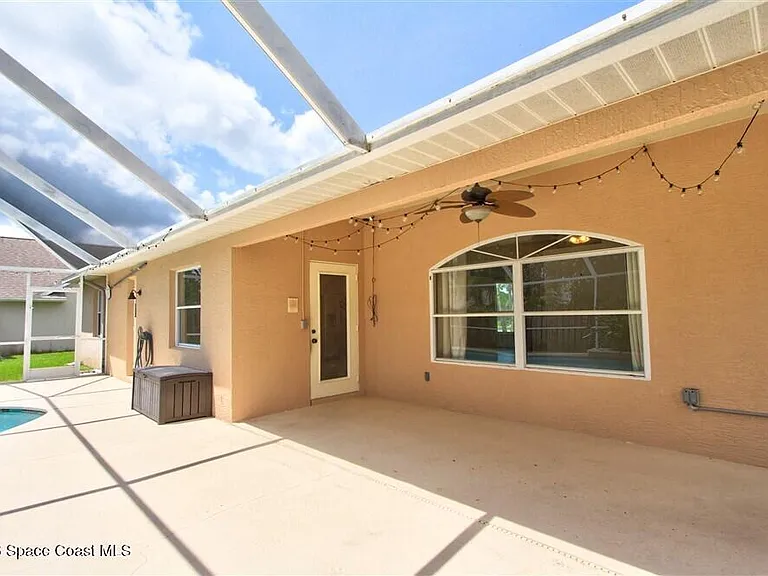 1899 Crane Creek Blvd — Photo 33