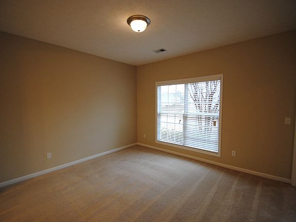4th image of 608 Running Brook Ct