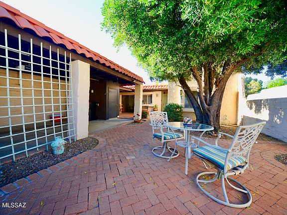 2nd image of 764 W Calle Del Regalo