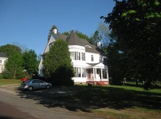 223 Main St, Amesbury, MA 01913