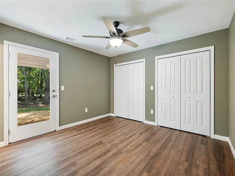 8079 Beachwood Dr — Photo 17