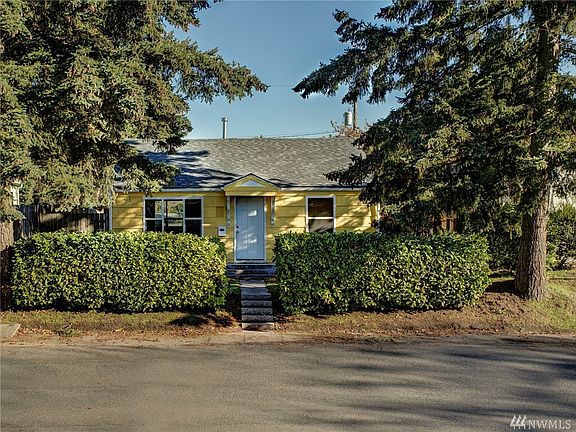 5th image of 3841 E I St