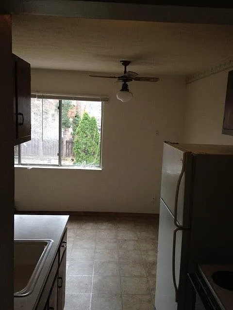 12201 Madison Avenue — Photo 2