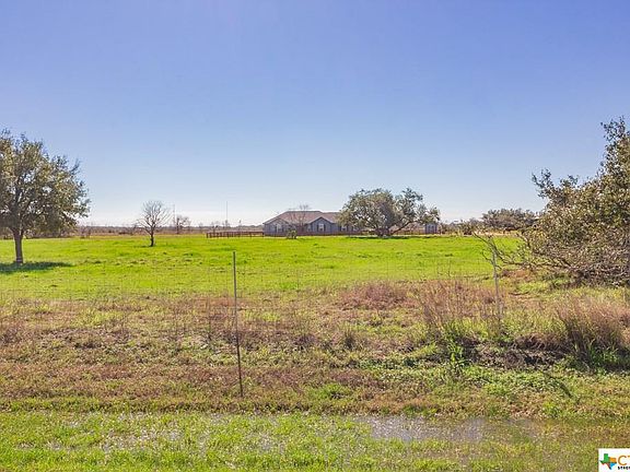 2nd image of 113 Old Beeville Hwy