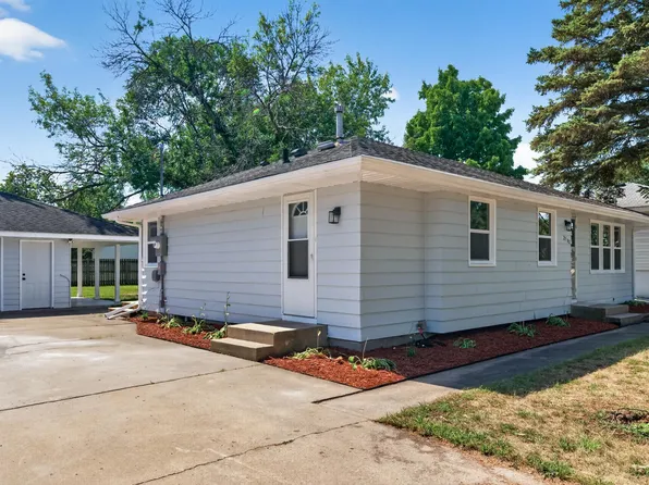 2940 115th Ave NW, Coon Rapids, MN 55433