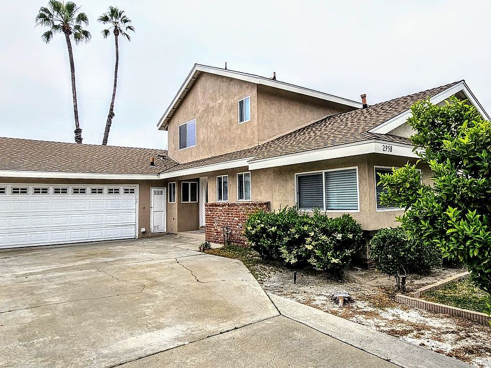 1st image of 2958 E Greenhedge Ave