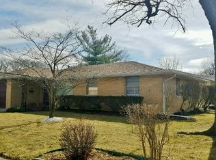 1200 Chestnut St, Pekin, IL 61554