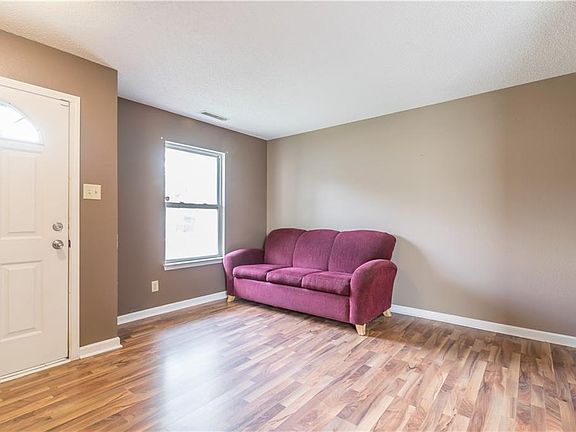 4th image of 2535 Redland Ln