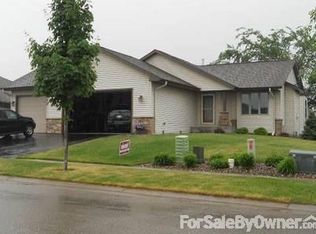 1636 Valley Quail Dr, River Falls, WI 54022