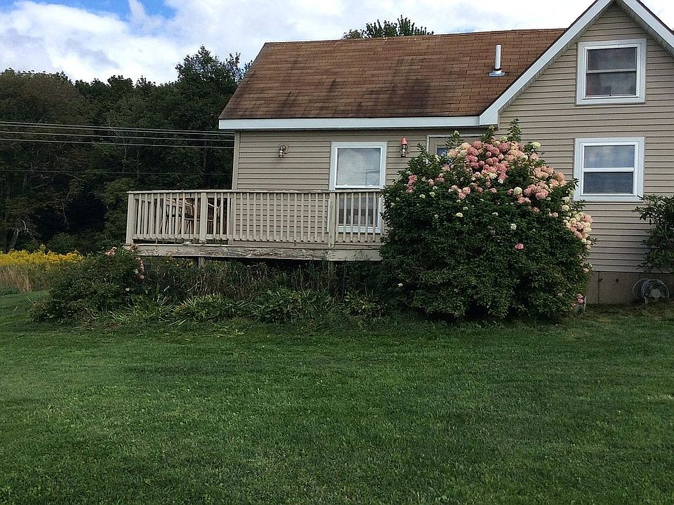 2nd image of 1468 Butternut Rd