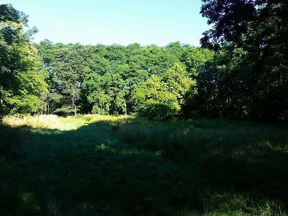 4th image of 7595 Frederick Pike