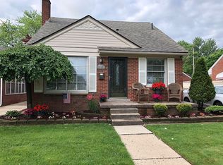 15831 Moore Ave, Allen Park, MI 48101