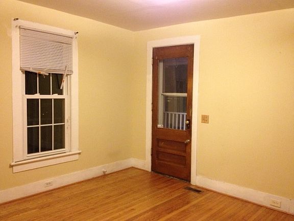 2nd image of 3 Beach St