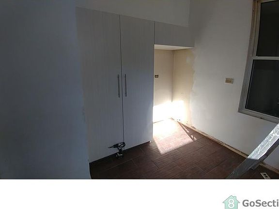 4th image of 6139 S Honore St #1