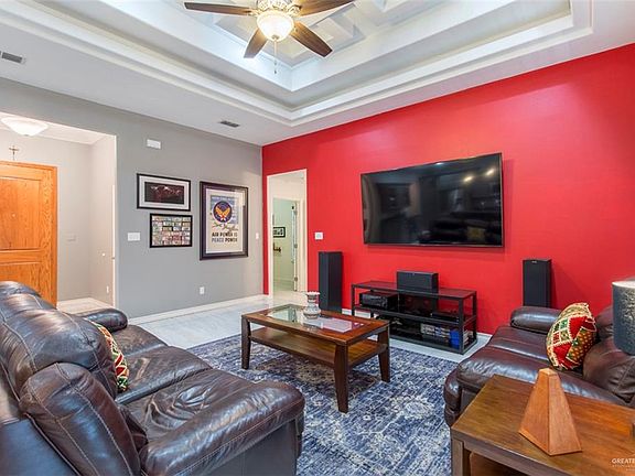 5th image of 571 Greystone Cir