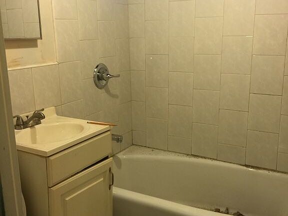 2nd image of 2430 23rd St