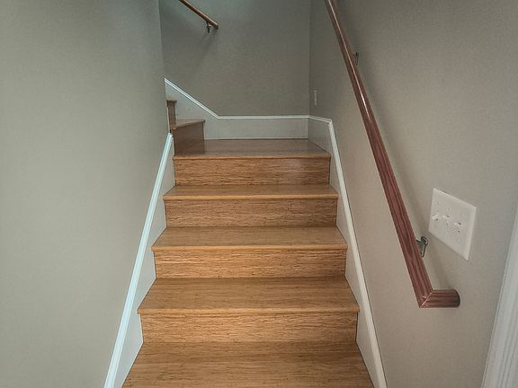 5th image of 60 North St APT 2