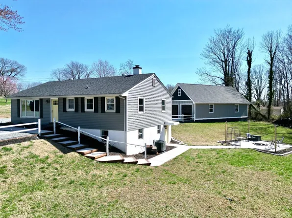 343 Elon Rd, Madison Heights, VA 24572