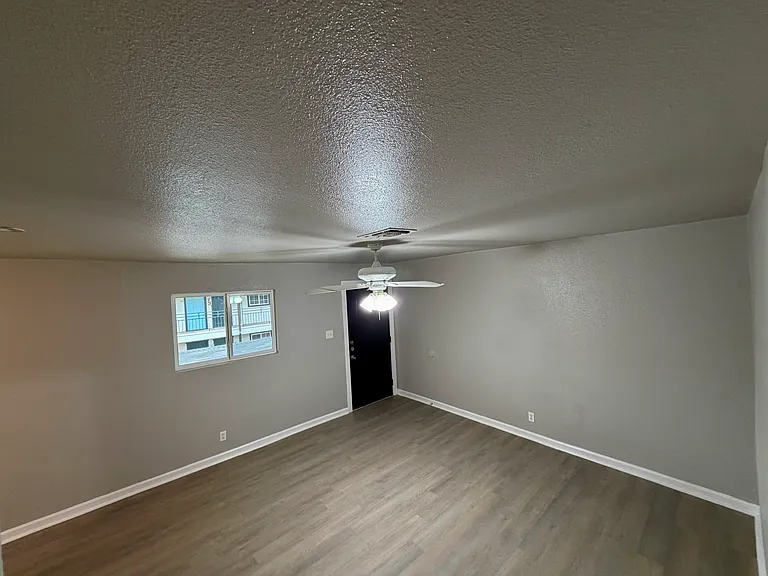 328 Altitude Dr #5 — Photo 7