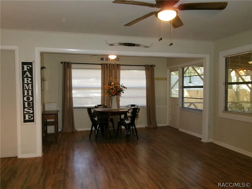 2 bed, 1.0 bath, 990 sqft, $1,400 — Photo 3