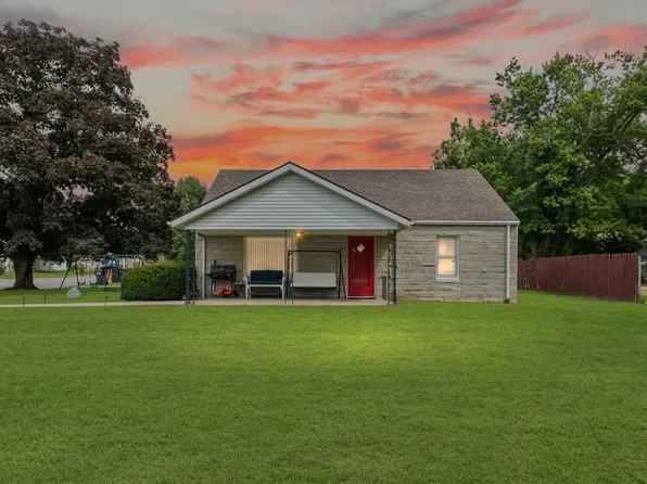 201 N Meadow Ln, Monticello, IN 47960