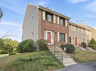 17 Adams Ave, Merrimack, NH 03054
