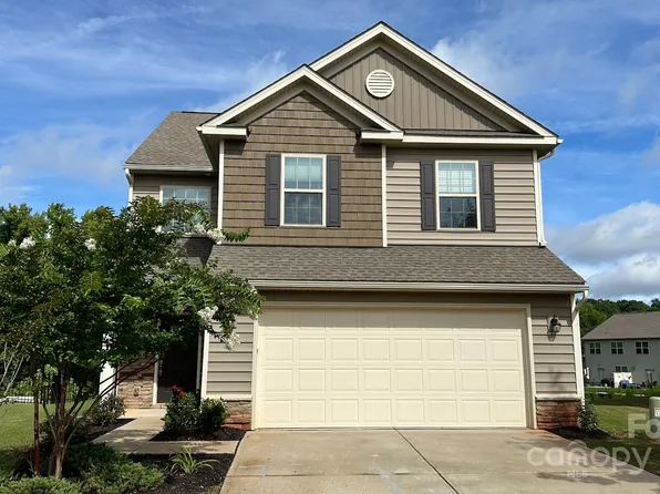 534 Silers Bald Dr, Fort Mill, SC 29715