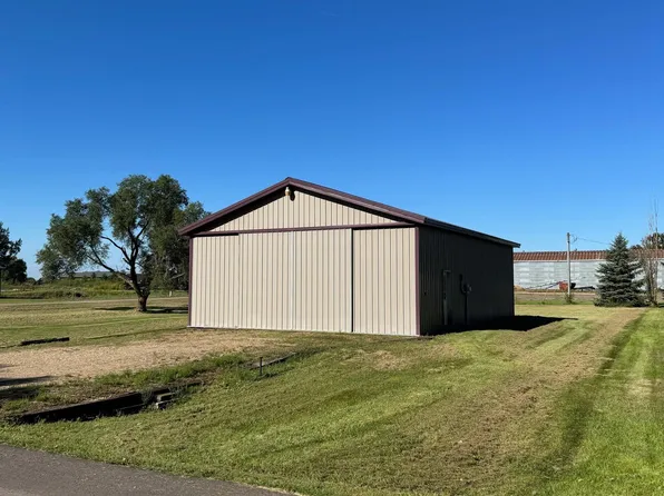 113 S Lake Ave, Wentworth, SD 57075