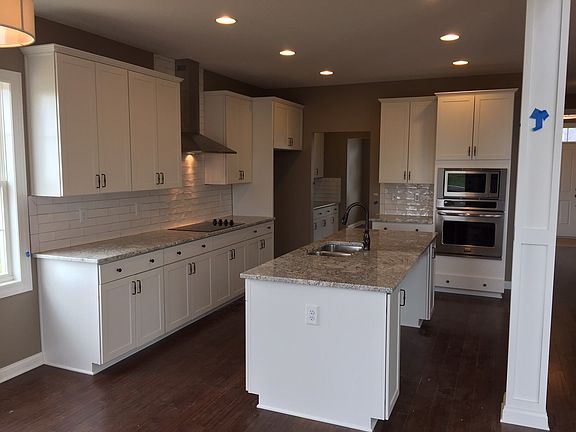 5th image of 1769 Big Bluestem Way