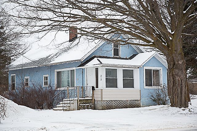 1st image of 212 W Garfield Ave