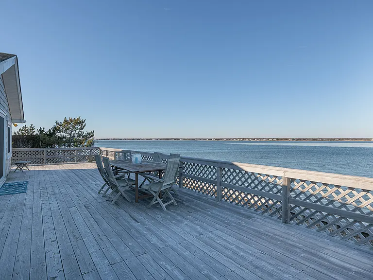 106 Harbor Rd — Photo 10