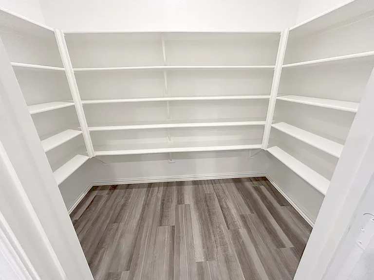 212 Stonebrook Trl — Photo 13