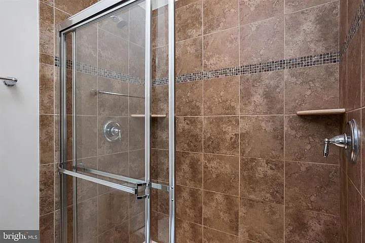 Primary Bathroom Upper Lvl