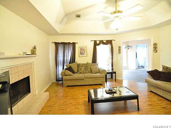 3rd image of 853 E Gardendale Dr