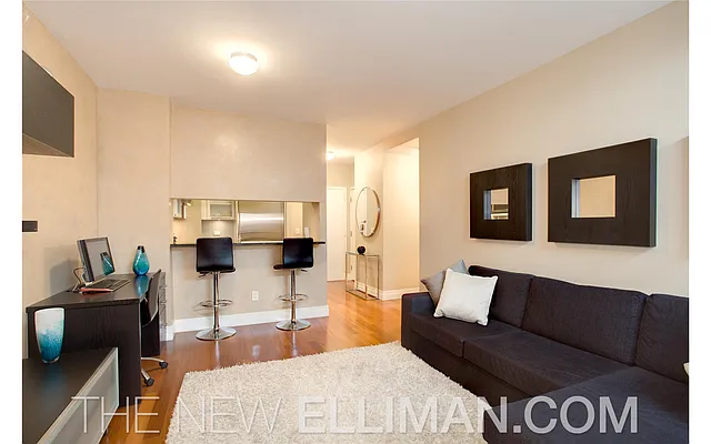 Rented by Douglas Elliman | media 23