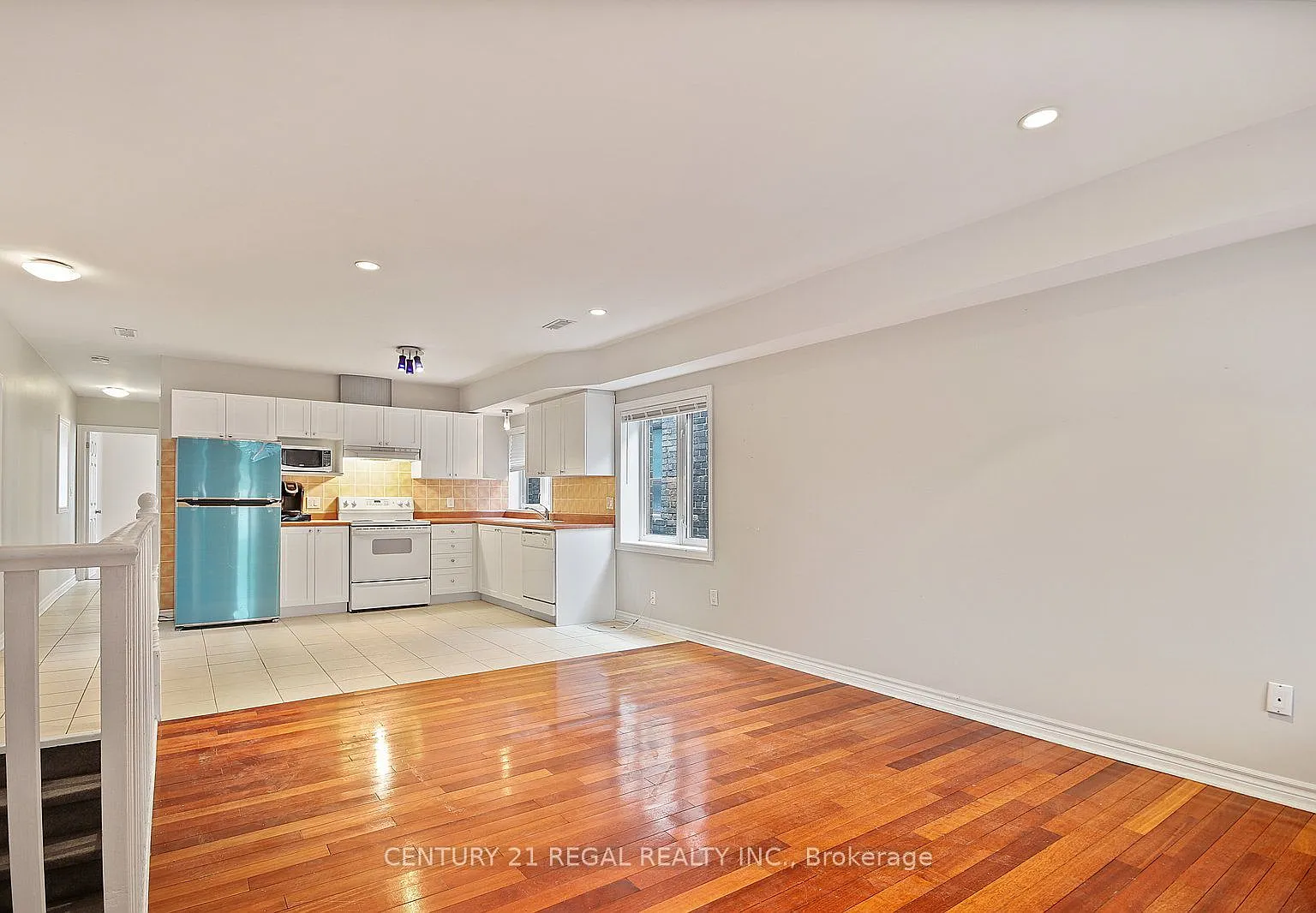 2 bed, $2,500 — Photo 3