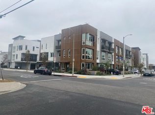 1147 W Alma Ln, Los Angeles, CA 90038