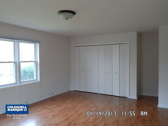 5th image of 112 Graymoor Ln