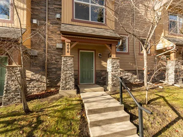 85 N Dyrgas Gate #404, Canmore, AB T1W 3L1