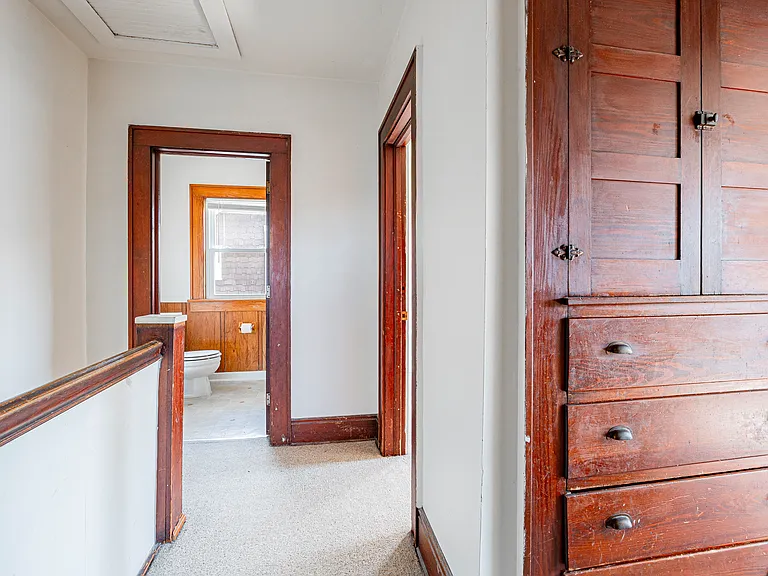 Built in linen storage