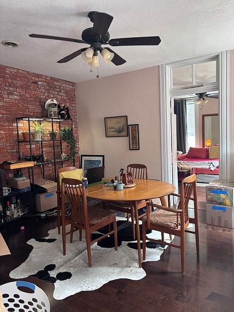 Livingroom/office #1