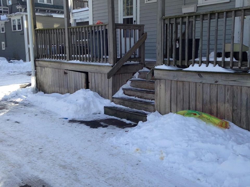 2nd image of 159 Union St APT 1