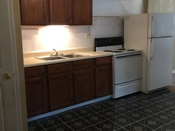 110 W Walnut Street, 110 W Walnut St APT 4, Lebanon, IN 46052