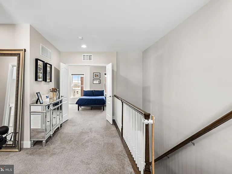2312 Napoli Way — Photo 27